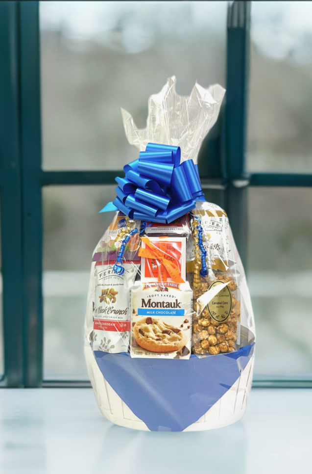 Jenny's Large Classic Gift Baskets Collection
