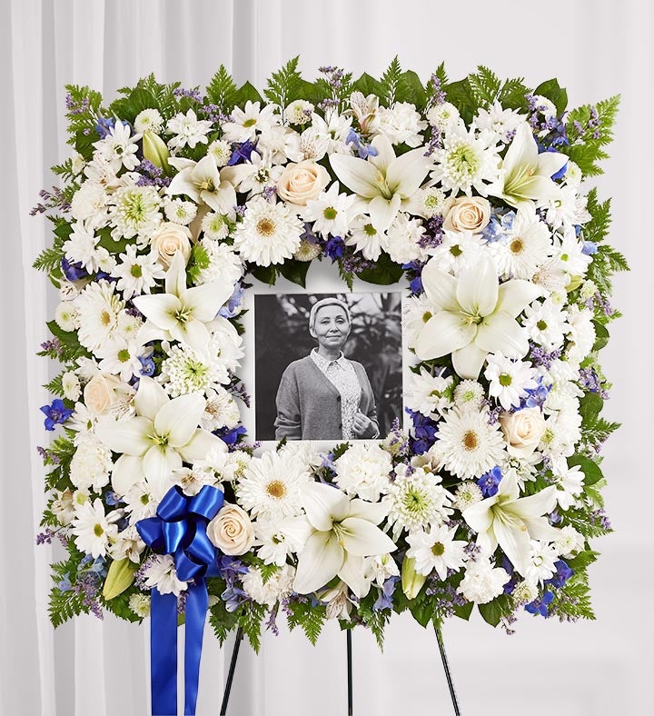 Sentimental Solace Wreath - Blue & White