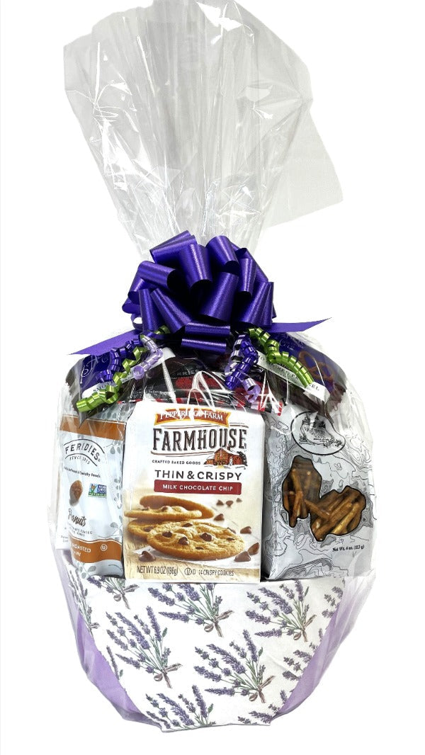 Jenny's Medium Classic Gift Basket