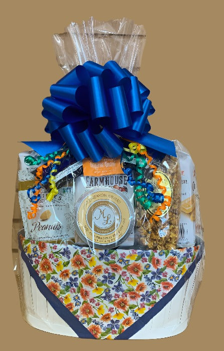 Jenny's Large Basic Classic Gift Basket